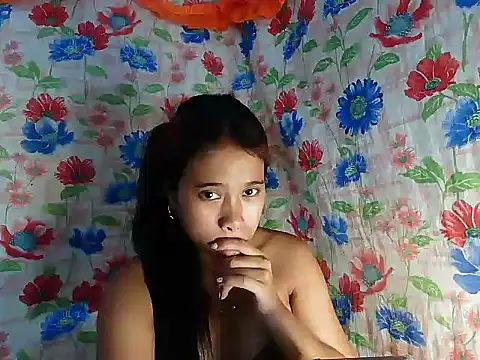 Snapshot of Pinay_Skinny18 chatting on September 15, 8:48 am Pinay Skinny18 online show from September 15, 8:48 am