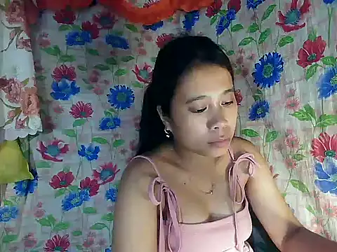 Snapshot of Pinay_Skinny18 chatting on October 10, 1:34 pm Pinay Skinny18 online show from October 10, 1:34 pm