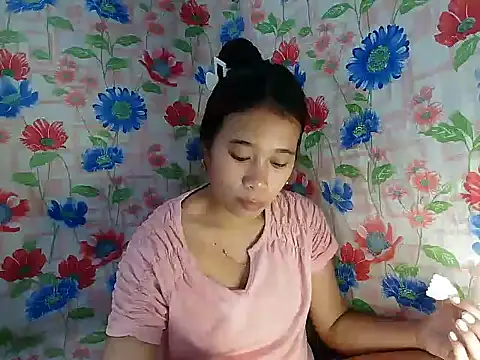 Snapshot of Pinay_Skinny18 chatting on September 10, 1:48 am Pinay Skinny18 online show from September 10, 1:48 am