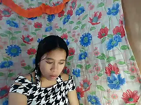 Snapshot of Pinay_Skinny18 chatting on September 26, 11:00 pm Pinay Skinny18 online show from September 26, 11:00 pm