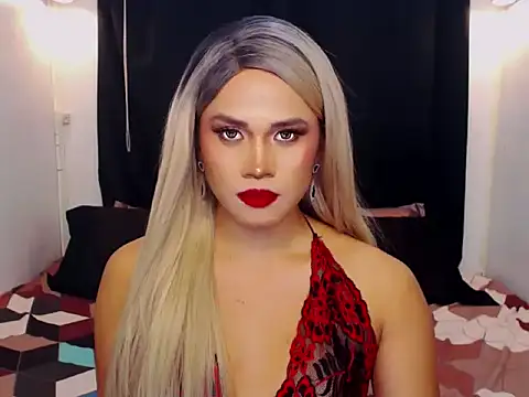 YllanaAltheaXxX online show from February 11, 5:51 am