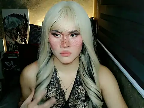YllanaAltheaXxX online show from April 20, 8:54 pm