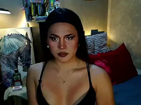 Snapshot of YllanaAltheaXxX chatting on June 18, 2:21 am YllanaAltheaXxX online show from June 18, 2:21 am