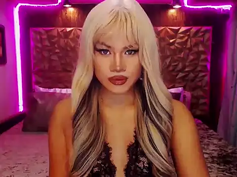 Snapshot of YllanaAltheaXxX chatting on November 30, 3:13 pm YllanaAltheaXxX online show from November 30, 3:13 pm