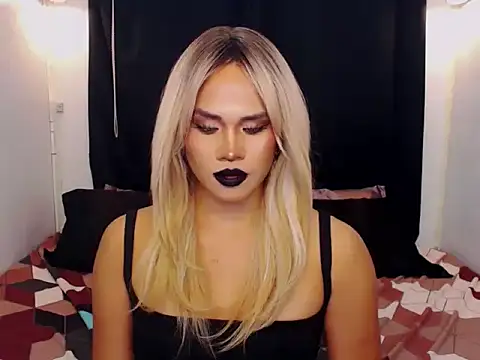 YllanaAltheaXxX online show from February 7, 5:15 am