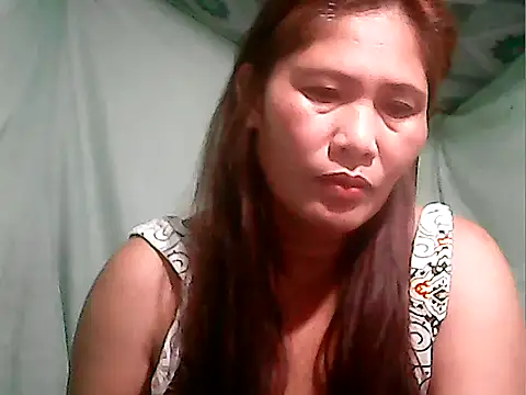 Snapshot of Juicy_69xx chatting on September 8, 7:13 pm Juicy 69xx online show from September 8, 7:13 pm