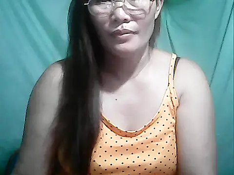 Snapshot of Juicy_69xx chatting on September 24, 7:20 pm Juicy 69xx online show from September 24, 7:20 pm