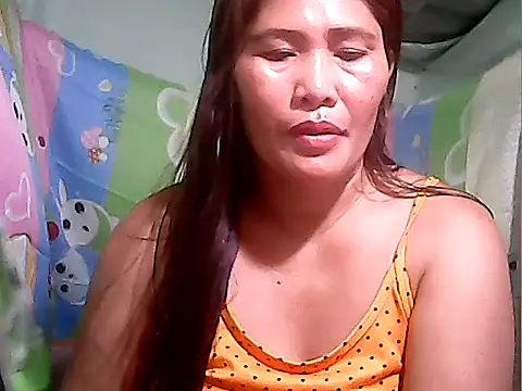 Snapshot of Juicy_69xx chatting on October 14, 7:42 am Juicy 69xx online show from October 14, 7:42 am