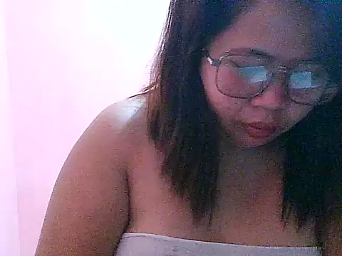 fresh rosie online show from March 6, 7:09 pm