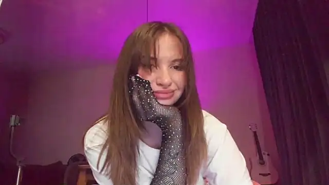 Snapshot of Voytinyme chatting on September 21, 3:17 pm Voytinyme online show from September 21, 3:17 pm