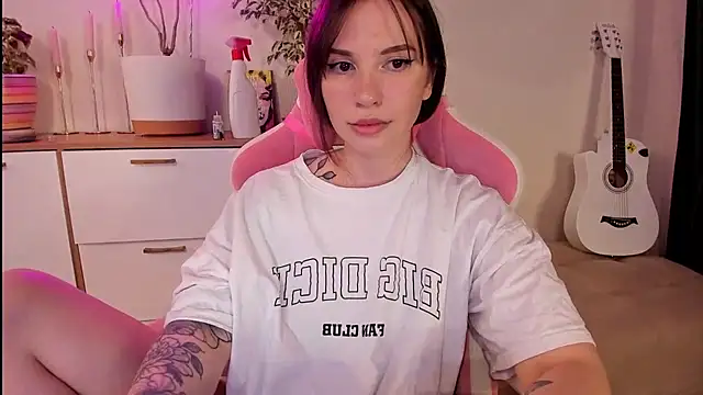 Snapshot of Voytinyme chatting on October 15, 6:38 pm Voytinyme online show from October 15, 6:38 pm