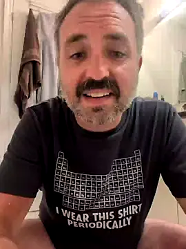 Snapshot of cloudymatt chatting on September 22, 9:43 pm cloudymatt online show from September 22, 9:43 pm