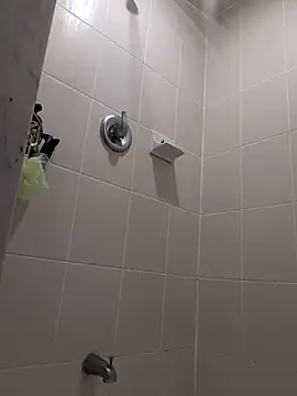 Snapshot of cloudymatt chatting on September 25, 6:47 pm cloudymatt online show from September 25, 6:47 pm