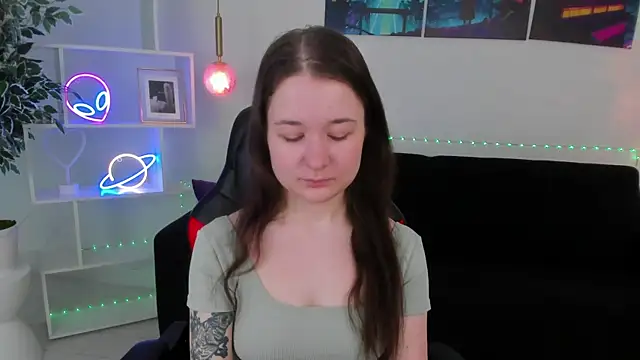 NancyJonson online show from January 18, 3:21 am