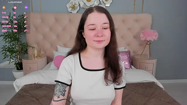 NancyJonson online show from April 10, 3:24 am