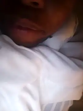 Snapshot of Anathi2 chatting on November 8, 7:28 pm Anathi2 online show from November 8, 7:28 pm