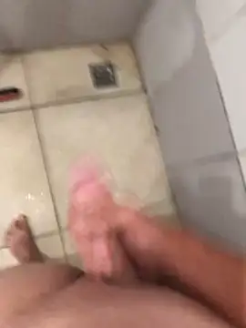 Snapshot of EFredtPeteV chatting on February 18, 1:29 pm EFredtPeteV online show from February 18, 1:29 pm