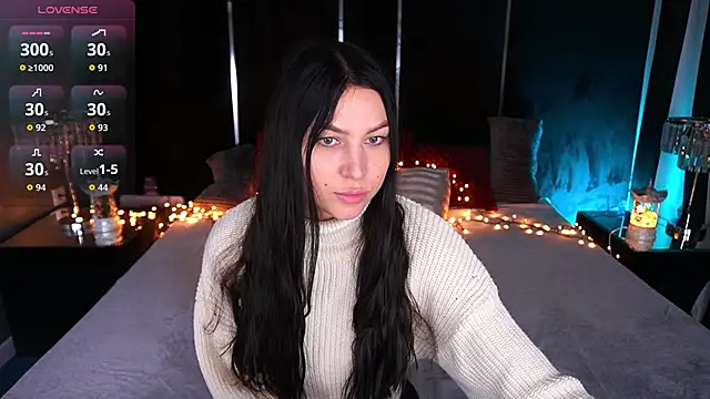 EliseVelour online show from January 15, 1:47 pm