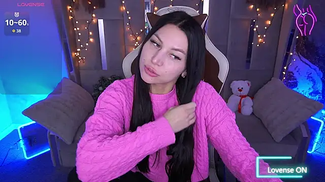 EliseVelour online show from February 5, 1:51 pm