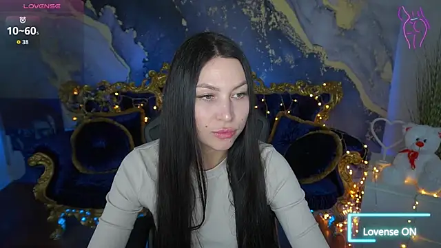 EliseVelour online show from March 3, 1:51 pm