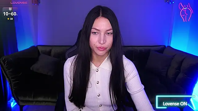 EliseVelour online show from November 4, 1:37 pm