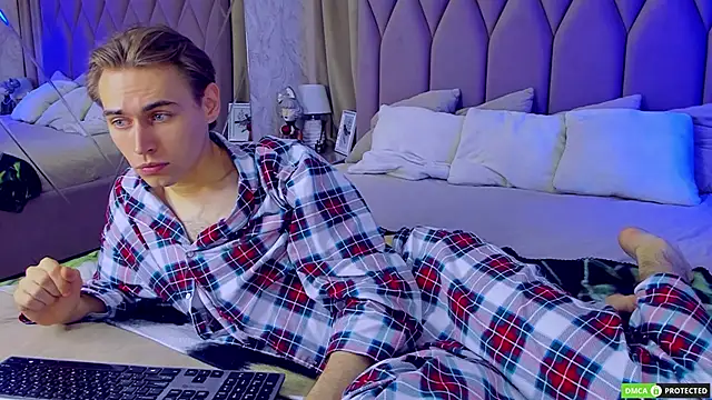 WilliamDyson online show from September 30, 8:09 am