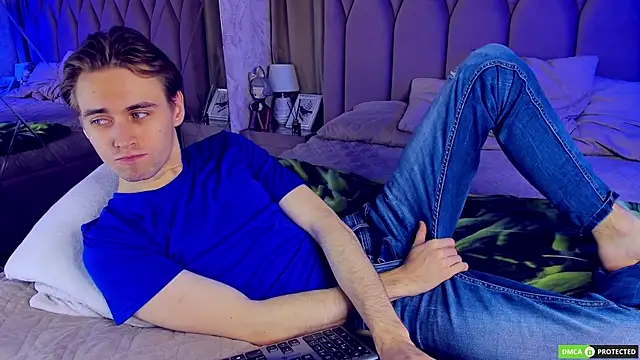 WilliamDyson online show from November 23, 4:22 am