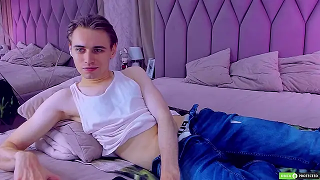 WilliamDyson online show from October 1, 3:11 am