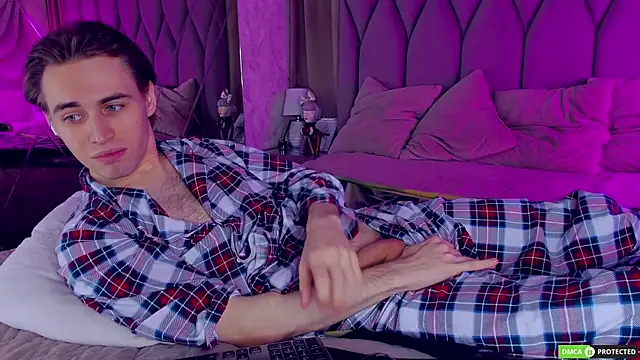 WilliamDyson online show from November 30, 4:13 am