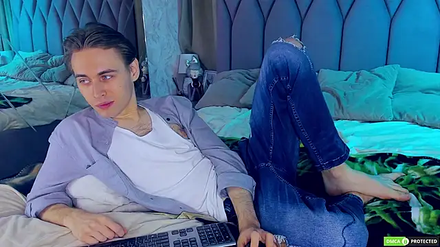 WilliamDyson online show from November 5, 3:09 am