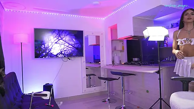 Snapshot of andrea_magic69 chatting on September 23, 4:19 am andrea magic69 online show from September 23, 4:19 am