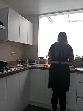 Fernandar2025 online show from December 17, 6:46 pm