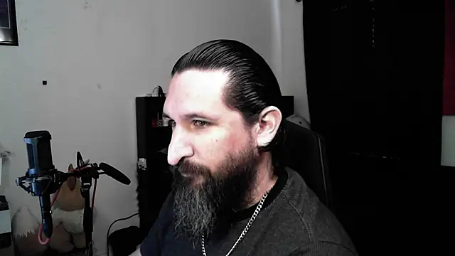 DevilPup75  online show from April 28, 1:59 pm