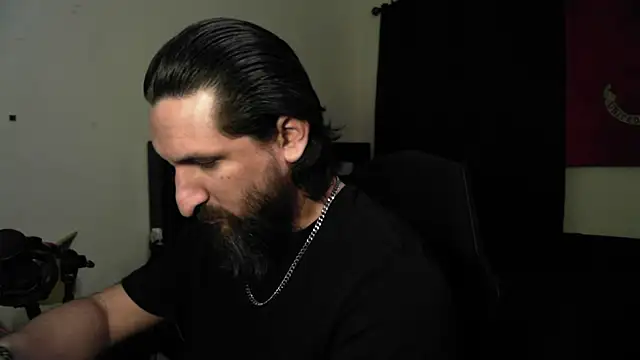 DevilPup75  online show from May 6, 3:10 am
