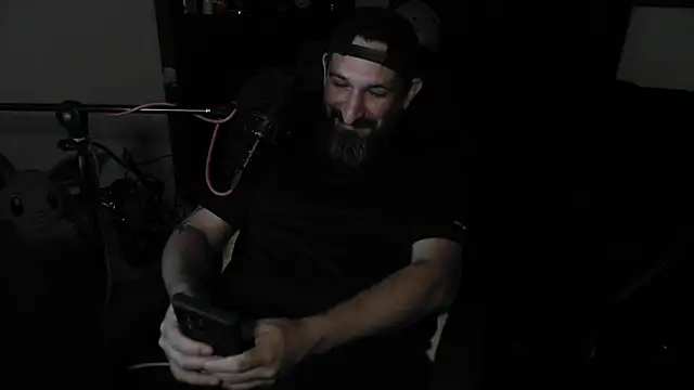 DevilPup75  online show from June 25, 5:12 am