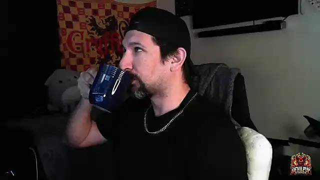 Snapshot of DevilPup75_ chatting on September 29, 3:02 am DevilPup75  online show from September 29, 3:02 am