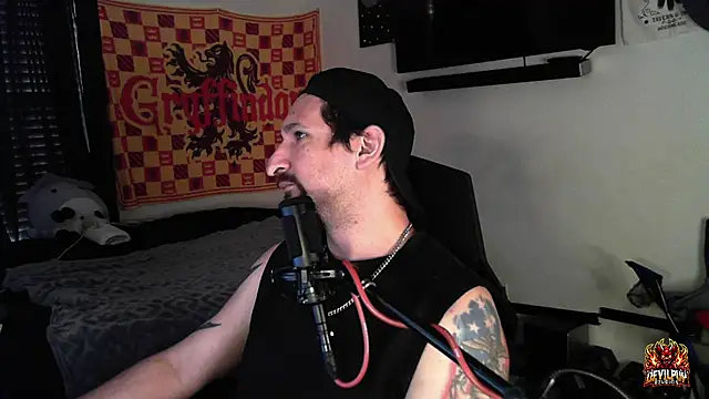 Snapshot of DevilPup75_ chatting on September 26, 2:24 pm DevilPup75  online show from September 26, 2:24 pm
