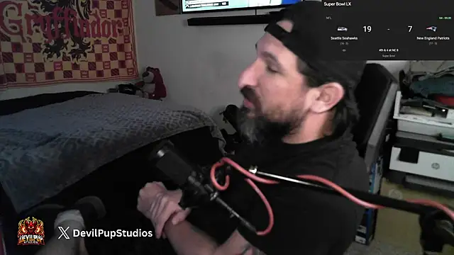 DevilPup75  online show from February 9, 2:53 am