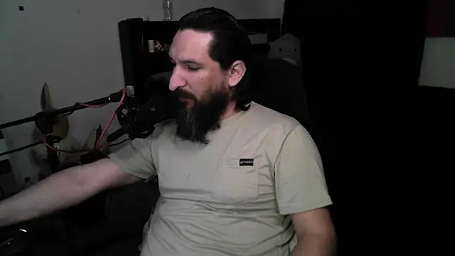 DevilPup75  online show from May 13, 4:19 am