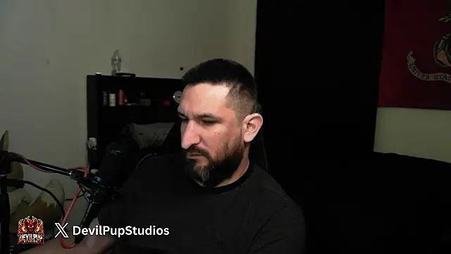 DevilPup75  online show from May 29, 4:07 am