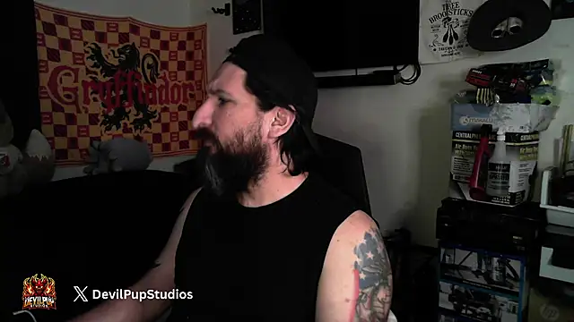 DevilPup75  online show from March 31, 6:15 am
