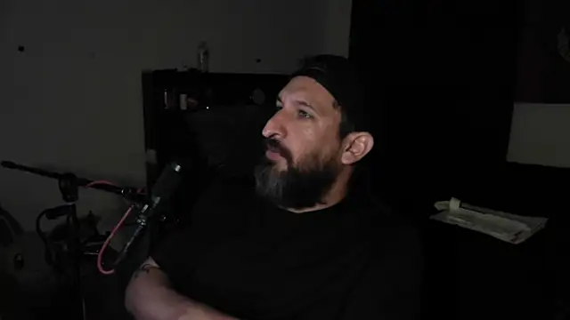 DevilPup75  online show from June 24, 1:37 am