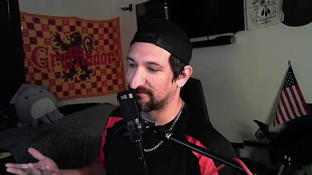 Snapshot of DevilPup75_ chatting on October 1, 1:26 pm DevilPup75  online show from October 1, 1:26 pm