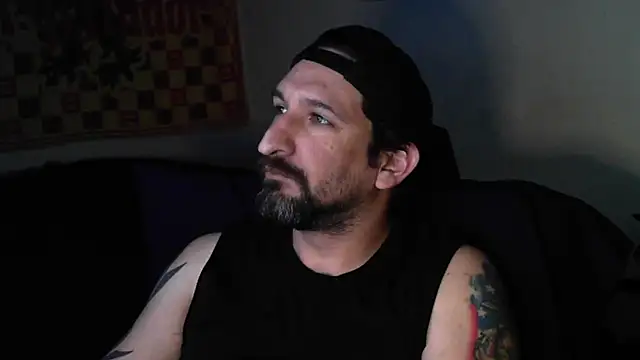 Snapshot of DevilPup75_ chatting on October 7, 12:39 pm DevilPup75  online show from October 7, 12:39 pm