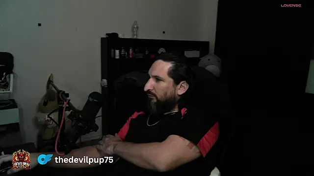 DevilPup75  online show from May 25, 6:45 am