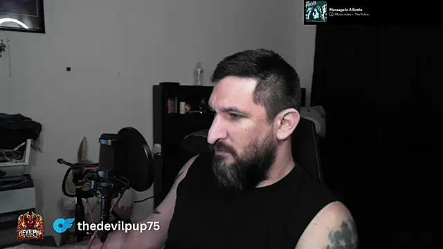 DevilPup75  online show from June 17, 4:01 am