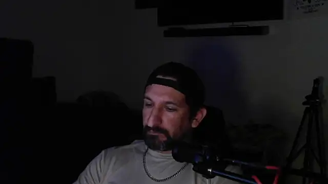 Snapshot of DevilPup75_ chatting on September 9, 11:19 am DevilPup75  online show from September 9, 11:19 am