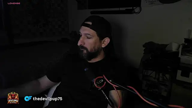 DevilPup75  online show from February 1, 7:56 pm