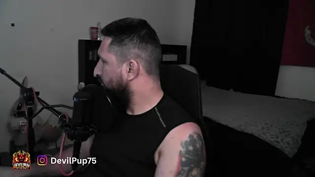 DevilPup75  online show from June 3, 4:46 am