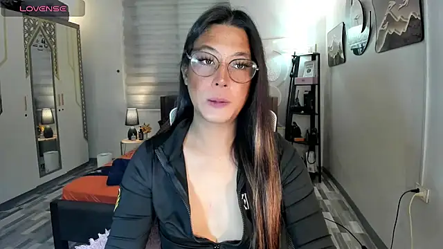 sedductive goddess online show from October 24, 5:50 am